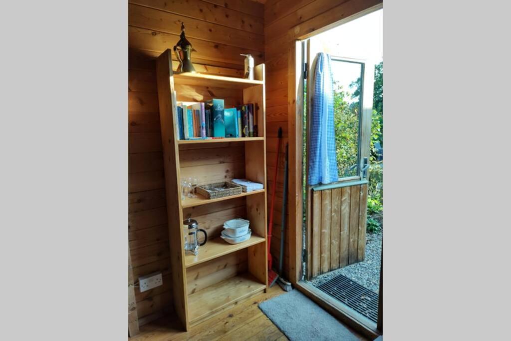 לאדלו Self Catering Garden Lodge מראה חיצוני תמונה